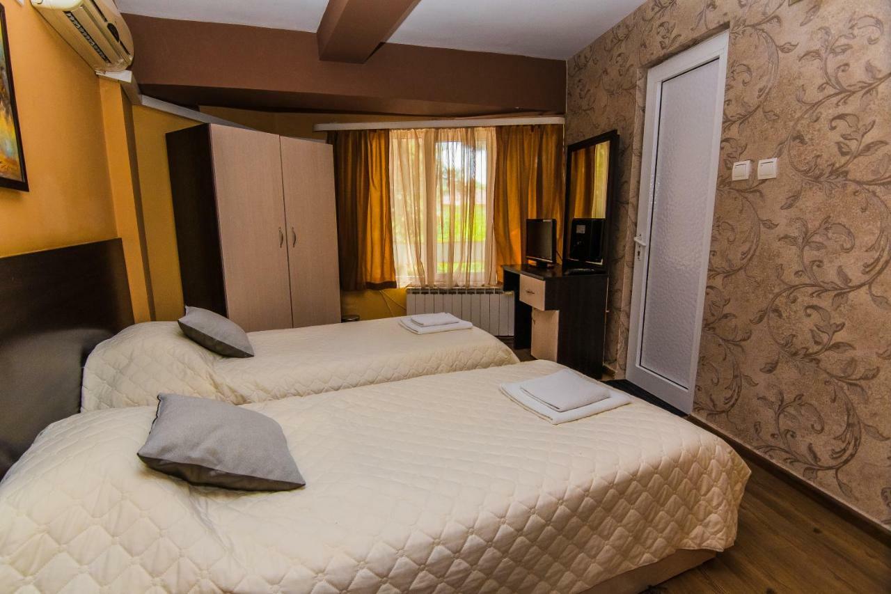 Vida Family Hotel 维丁 外观 照片