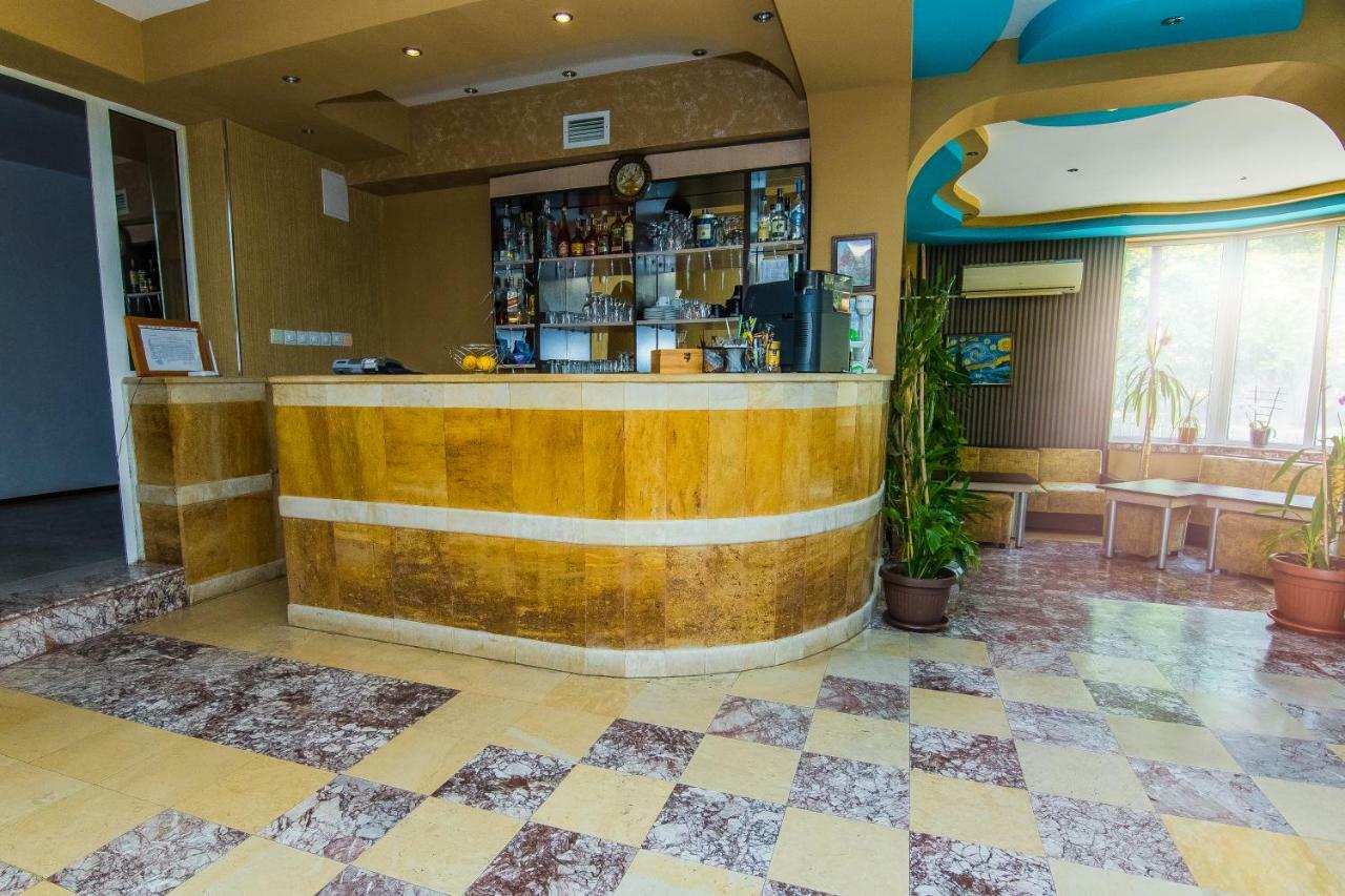 Vida Family Hotel 维丁 外观 照片