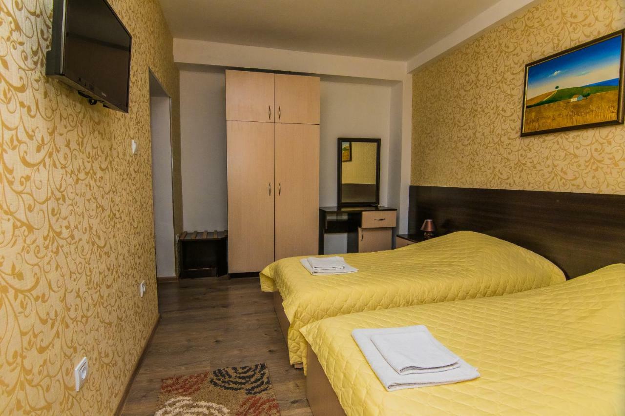 Vida Family Hotel 维丁 外观 照片