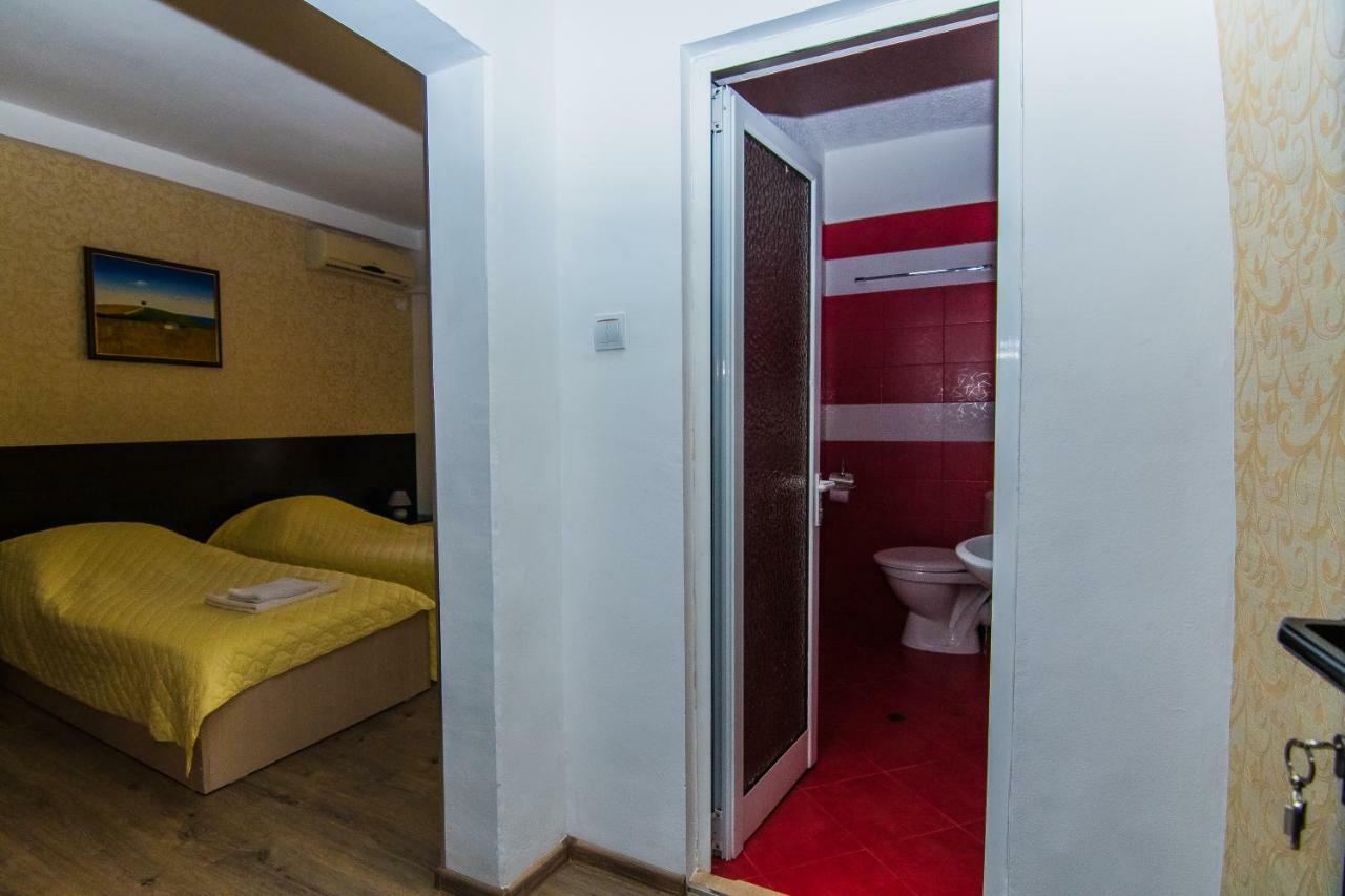 Vida Family Hotel 维丁 外观 照片